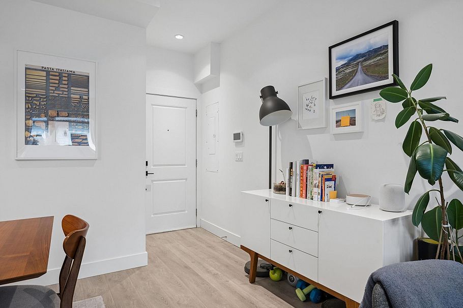 4382 Perry Street Vancouver, BC - 4