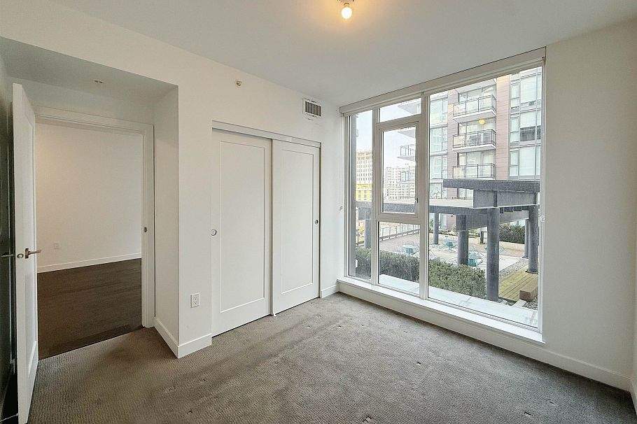 609 3200 Corvette Way Richmond, BC - 10