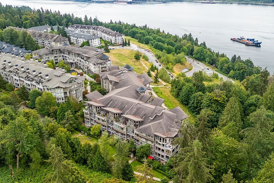 301 560 Raven Woods Drive North Vancouver, BC - 29