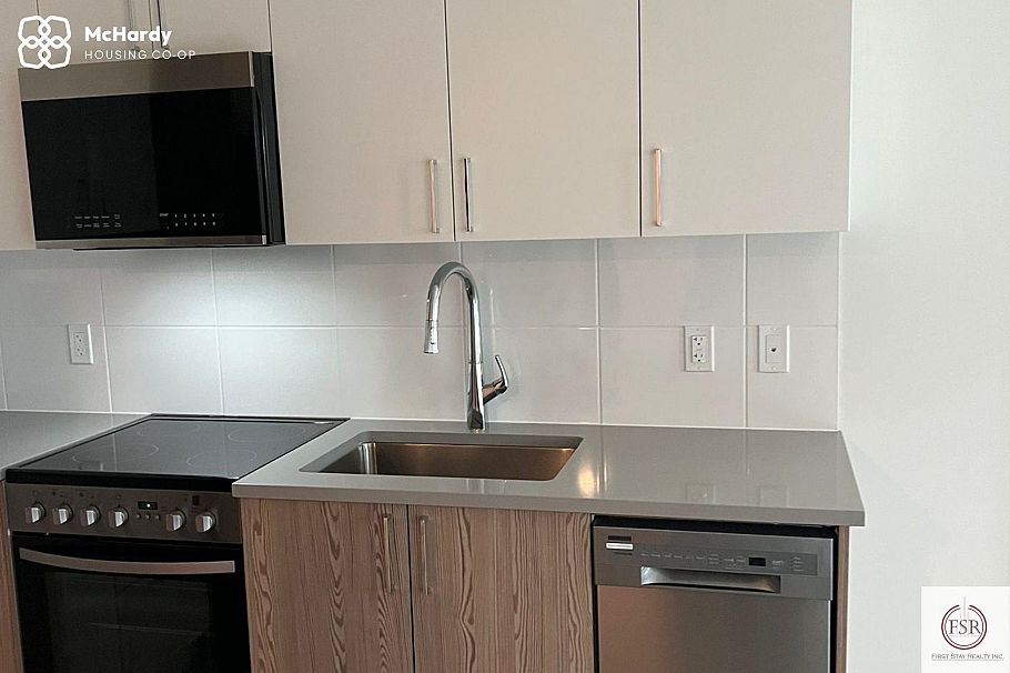 5085 MCHARDY STREET, Vancouver BC V5R 0L7 Vancouver, BC - 12