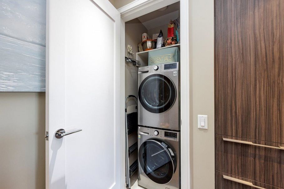 208 1616 Columbia Street Vancouver, BC - 19