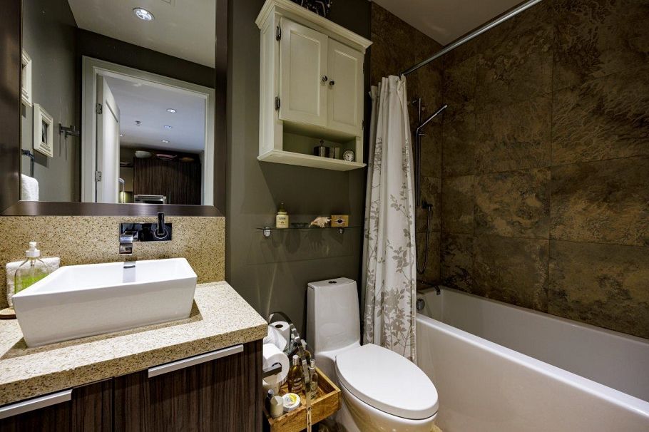 208 1616 Columbia Street Vancouver, BC - 16