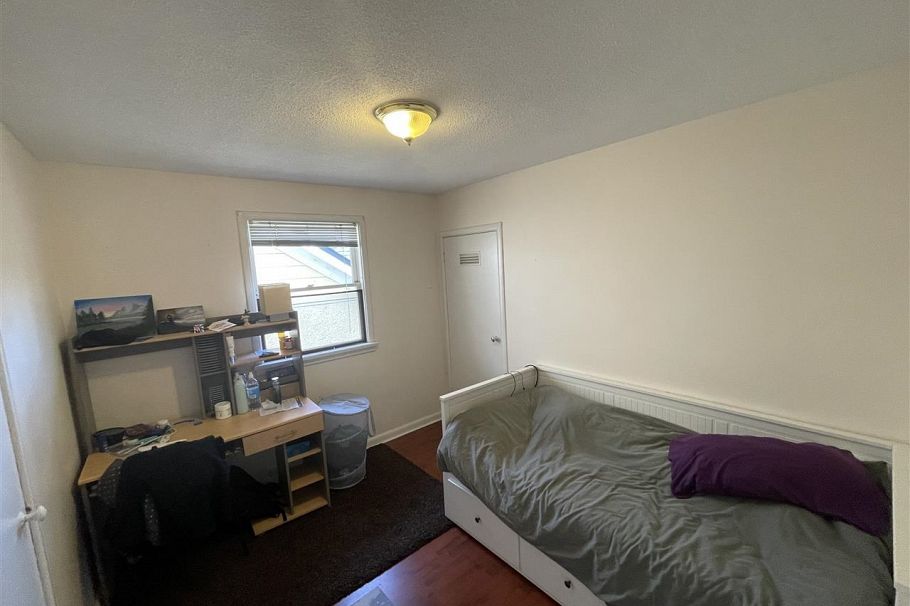 88 W 48th Avenue Vancouver, BC - 13