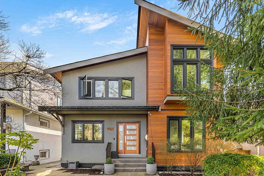 132 W 22nd Avenue Vancouver, BC - 1