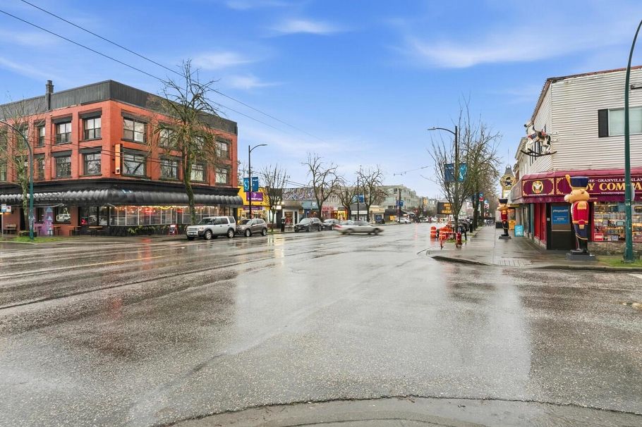 209 3480 Main Street Vancouver, BC - 37