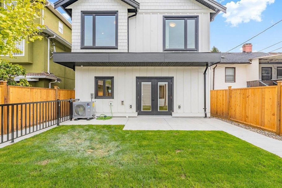 2 4257 Knight Street Vancouver, BC - 39