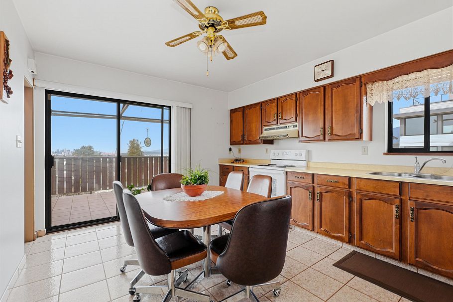 3690 Dundas Street Vancouver, BC - 11