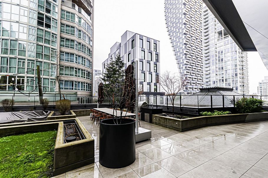 606 889 Pacific Street Vancouver, BC - 29