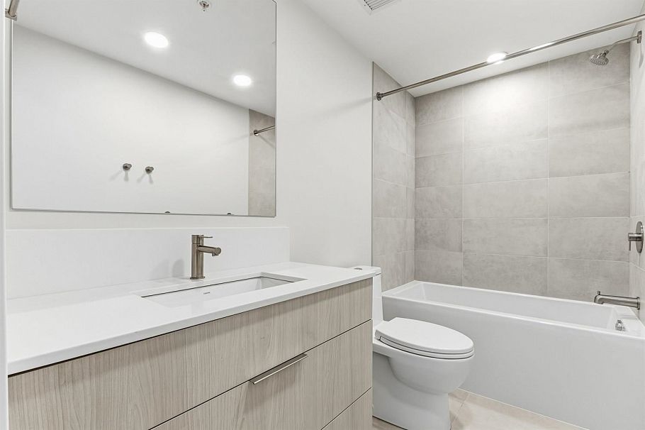 303 3590 W 39th Avenue Vancouver, BC - 11