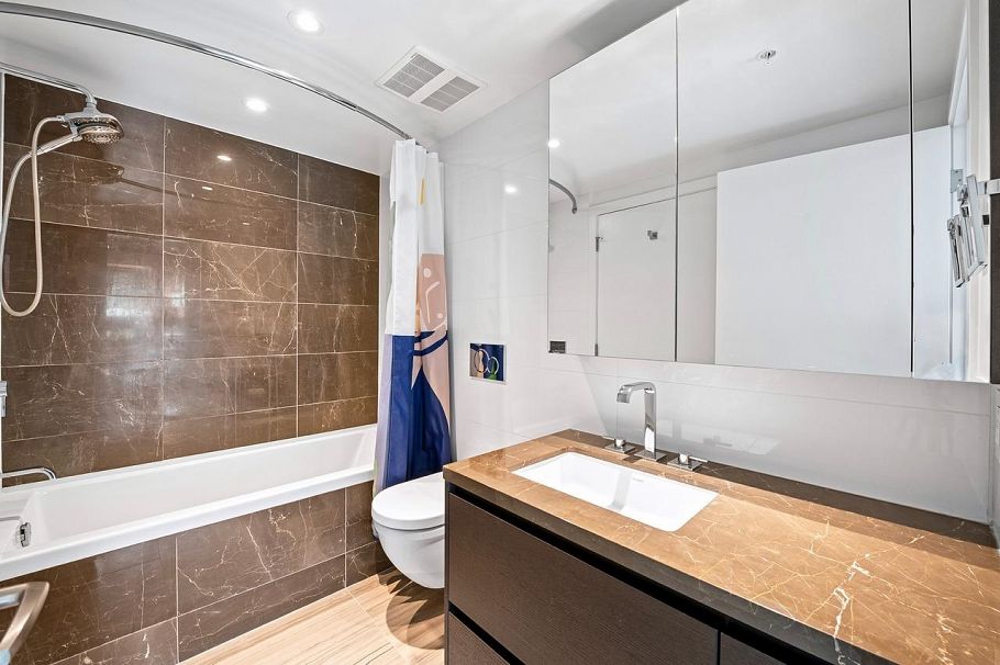 602 1561 W 57th Avenue Vancouver, BC - 27