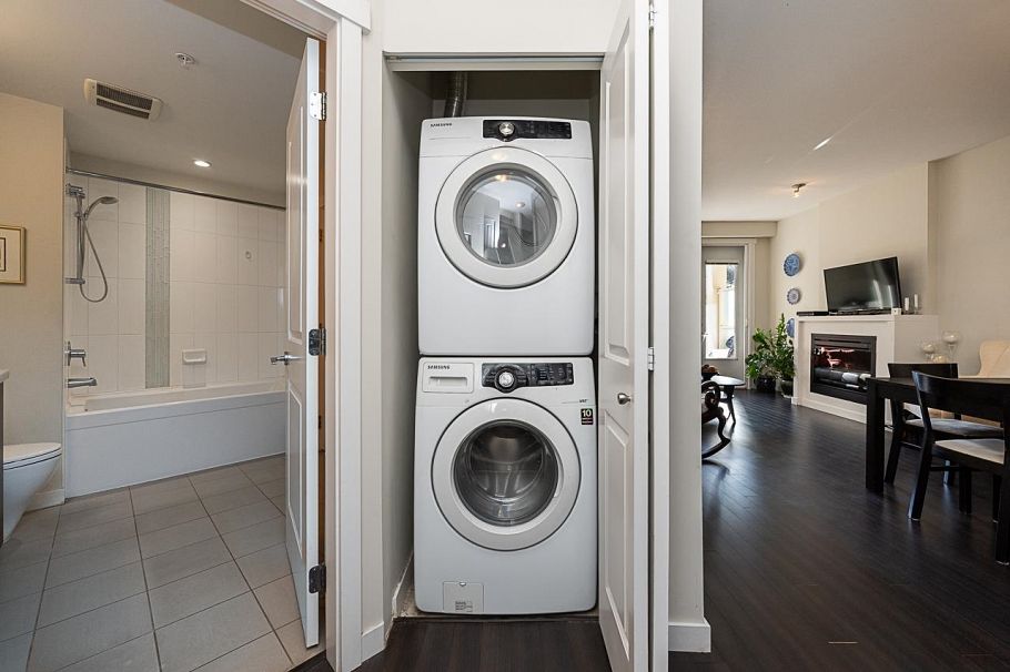 311 159 W 22nd Street North Vancouver, BC - 15