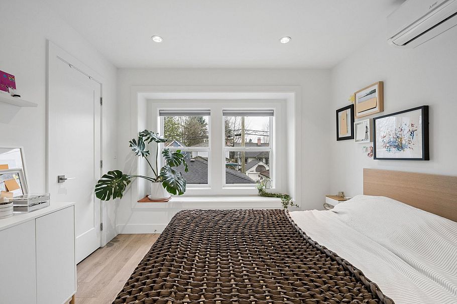 4382 Perry Street Vancouver, BC - 20