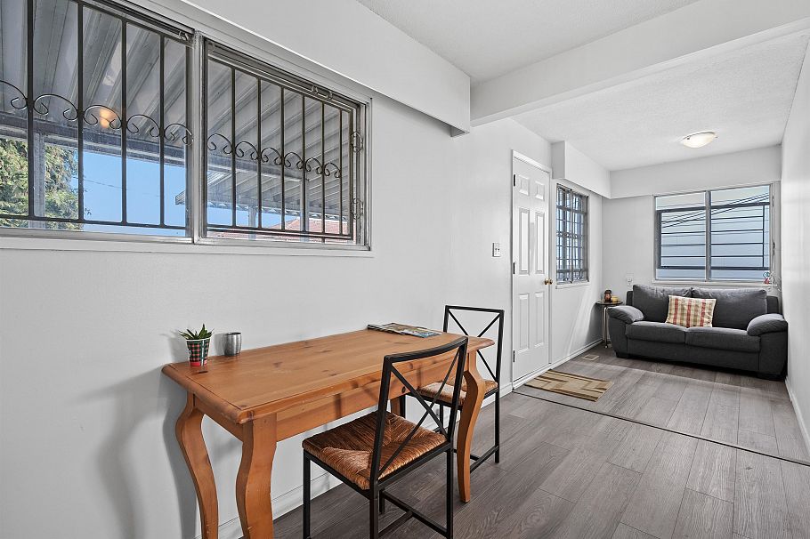 7656 Main Street Vancouver, BC - 7