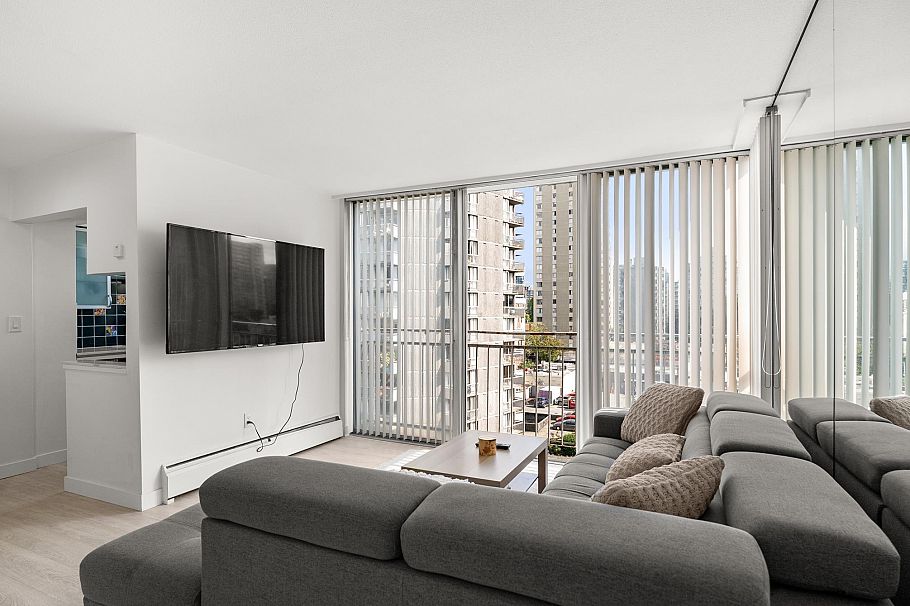 806 1250 Burnaby Street Vancouver, BC - 3