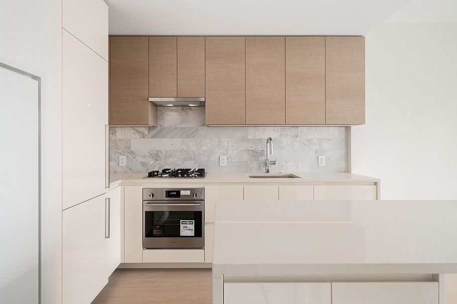 3201 4168 Lougheed Highway Burnaby, BC - 6