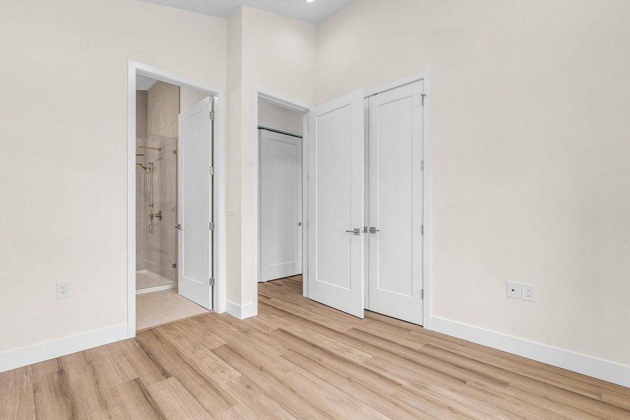 2 4257 Knight Street Vancouver, BC - 27