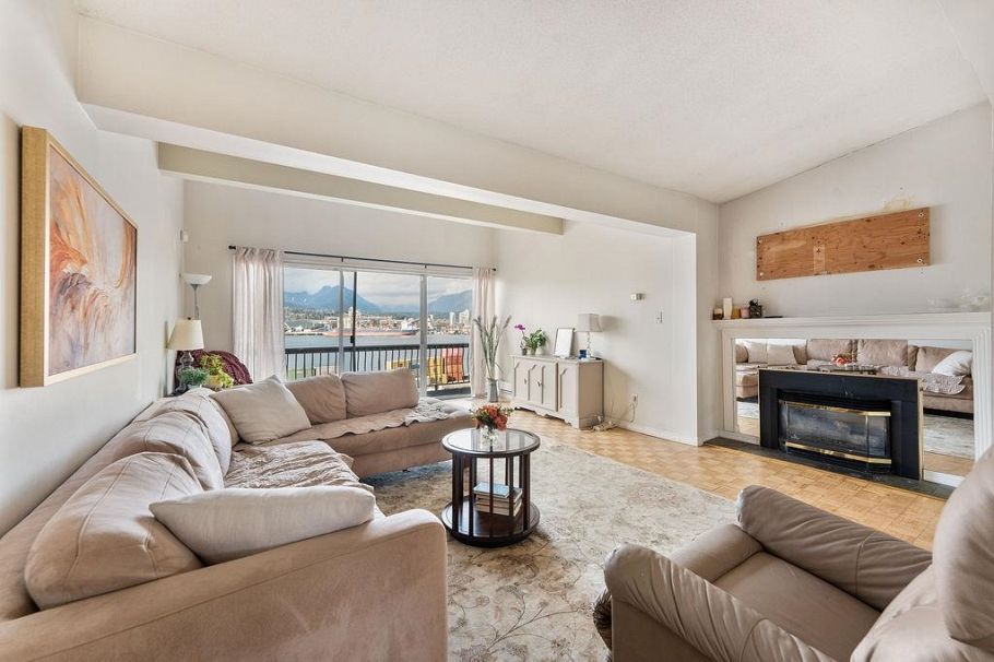 2709 Wall Street Vancouver, BC - 17