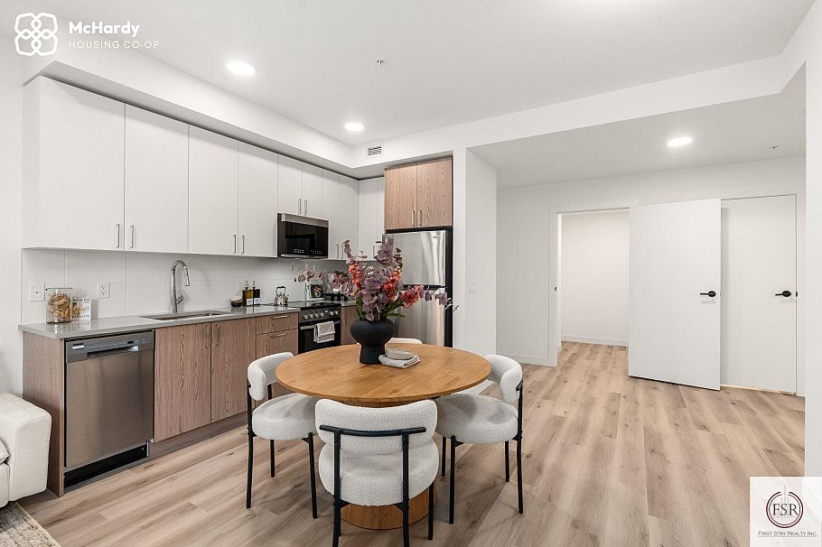 5085 MCHARDY STREET, Vancouver BC V5R 0L7 Vancouver, BC - 18