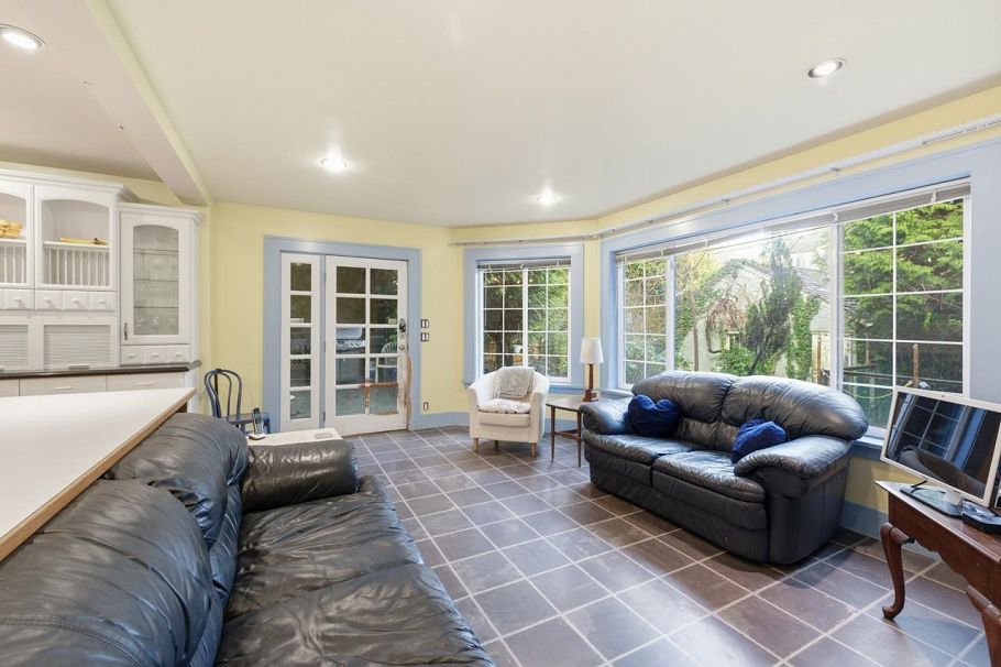 3775 W 35th Avenue Vancouver, BC - 13