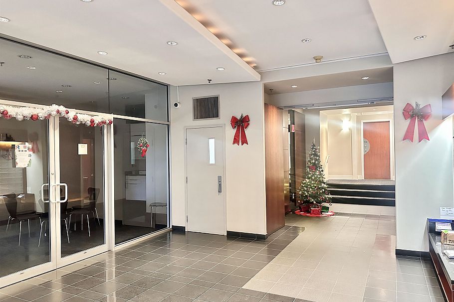 304 2655 CRANBERRY, Vancouver BC V6K 4V5 Vancouver, BC - 1