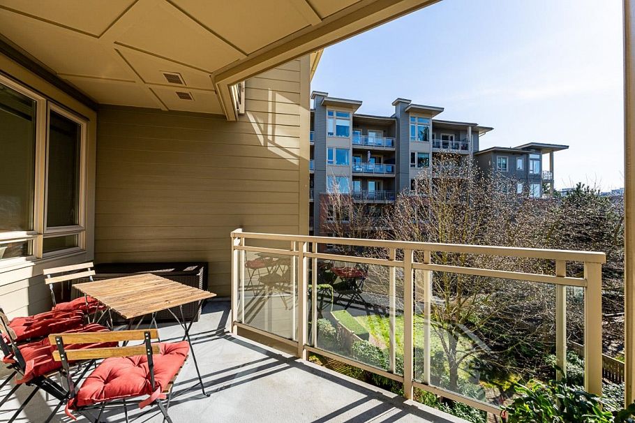 311 159 W 22nd Street North Vancouver, BC - 1