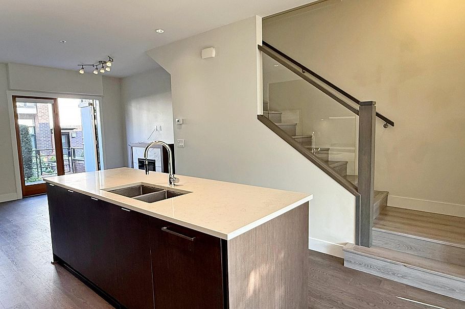 6180 Oak Street Vancouver, BC - 7