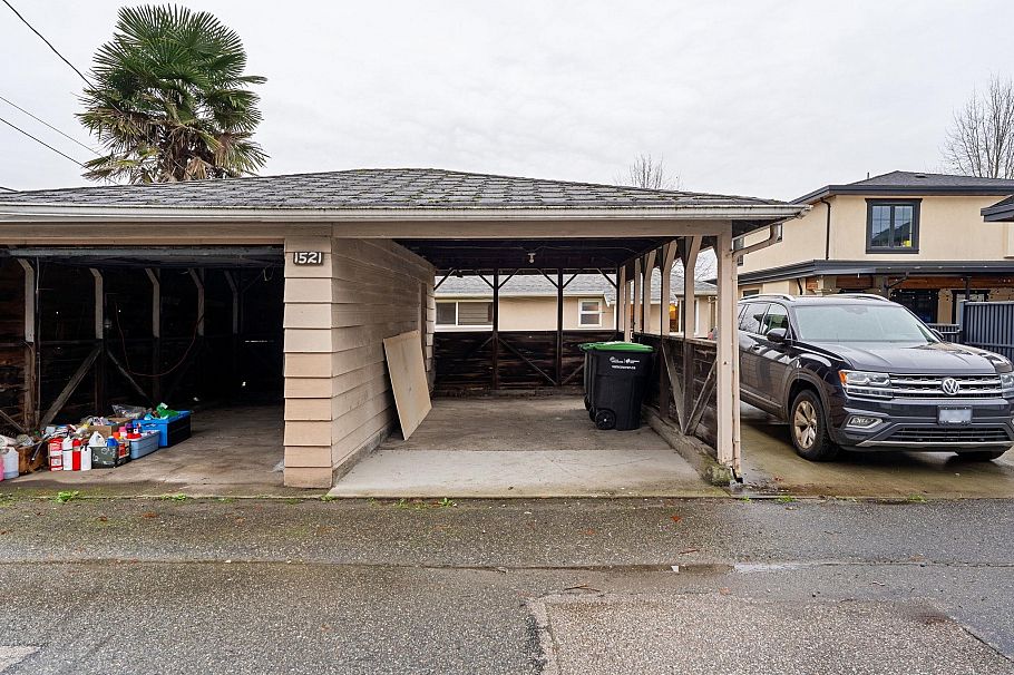 1521 E 64th Avenue Vancouver, BC - 30