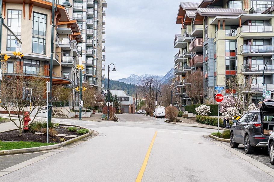 506 2663 Library Lane North Vancouver, BC - 33