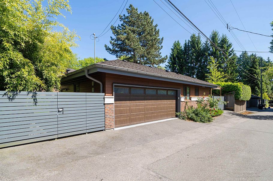 5937 Churchill Street Vancouver, BC - 33