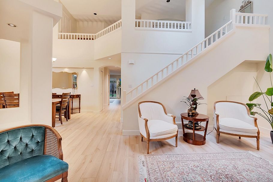 18 1550 Larkhall Crescent North Vancouver, BC - 10