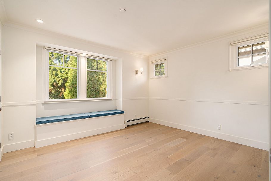 3939 W 34th Avenue Vancouver, BC - 16