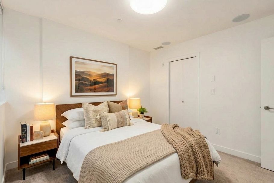 102 649 E 3rd Street North Vancouver, BC - 18