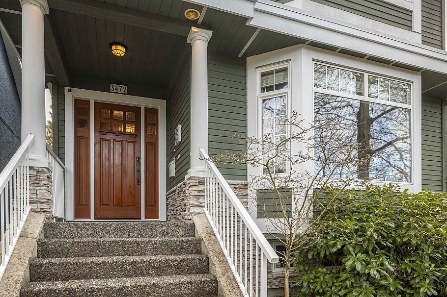 3472 W 13th Avenue Vancouver, BC - 3