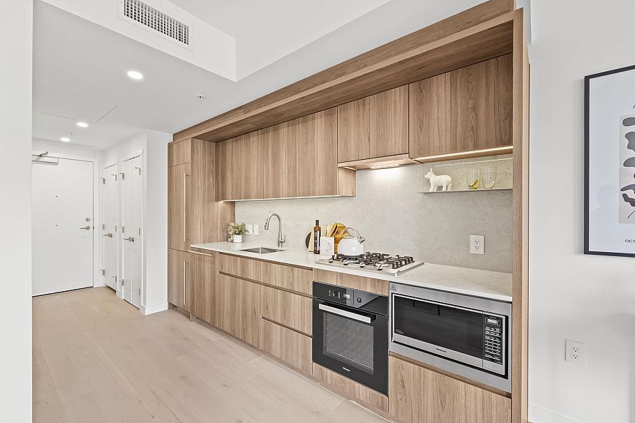 307 5212 Cambie Street Vancouver, BC - 8