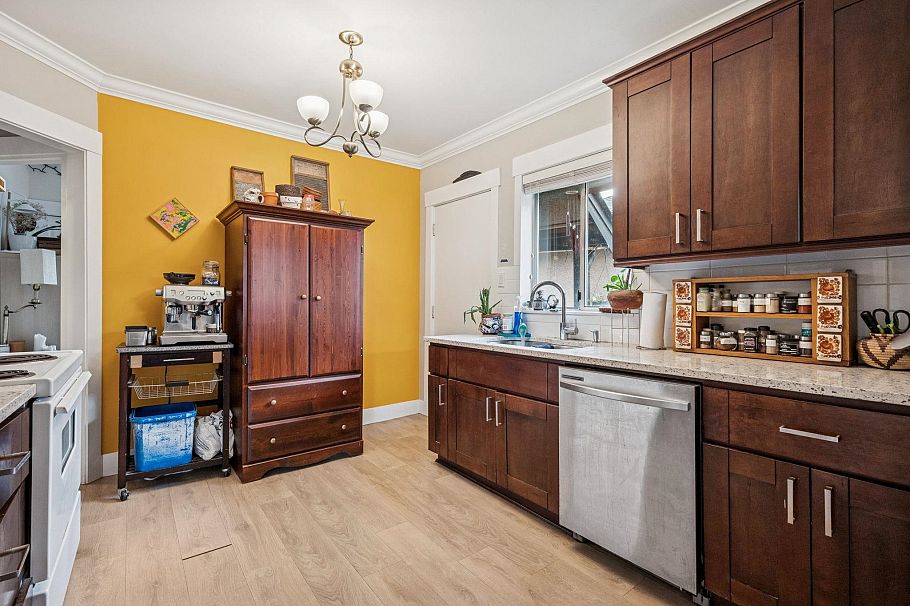 2148 2150 Ferndale Street Vancouver, BC - 13