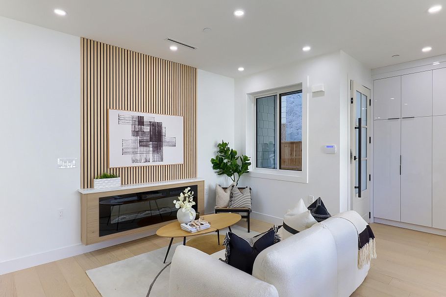 2 4742 St Catherines Street Vancouver, BC - 9