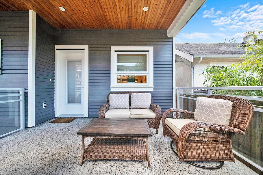 945 E 20th Avenue Vancouver, BC - 32