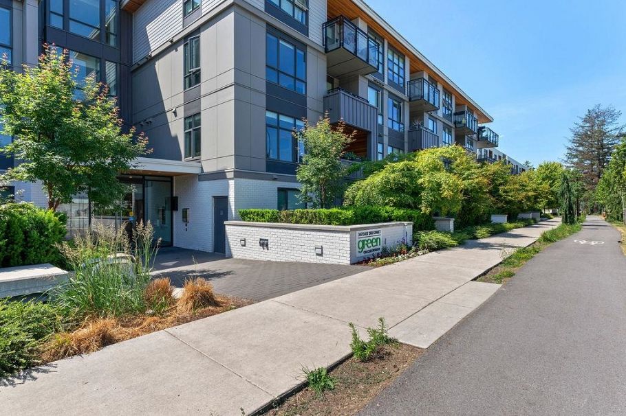 309 747 E 3rd Street North Vancouver, BC - 30