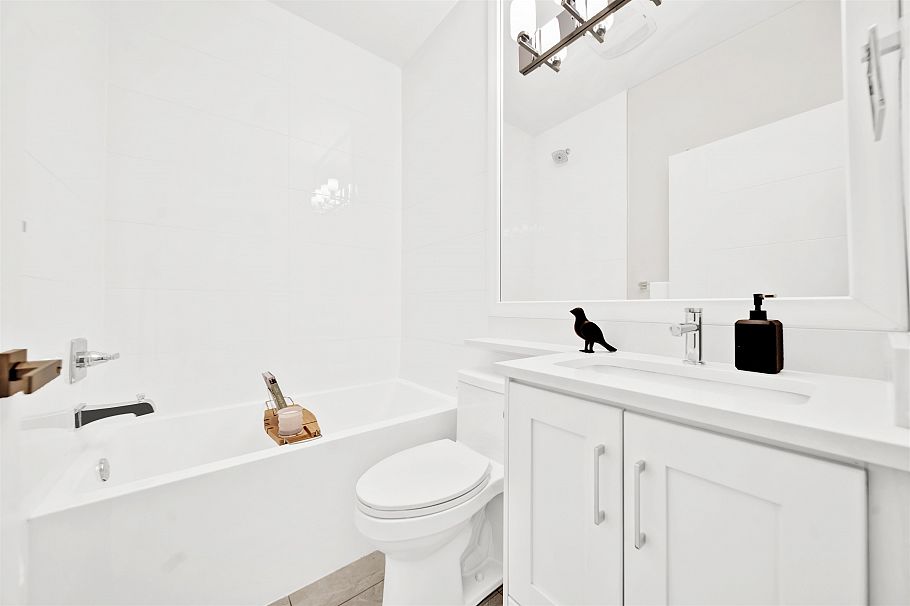 945 E 20th Avenue Vancouver, BC - 22