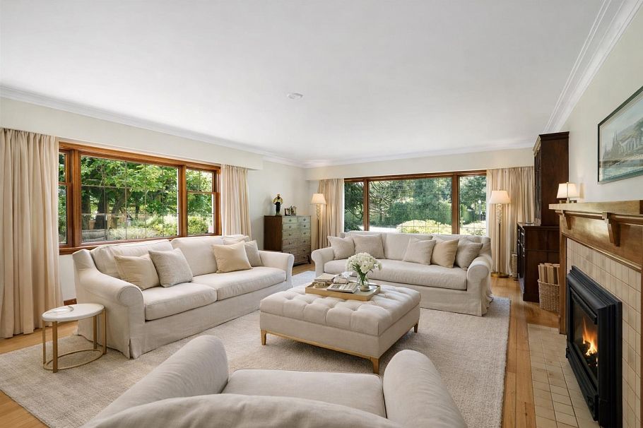 1655 W 41st Avenue Vancouver, BC - 5