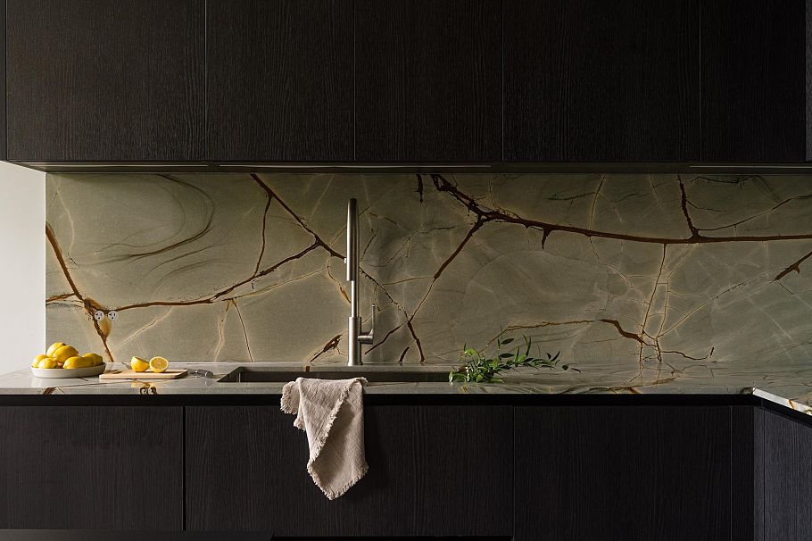 205 546 Beatty Street Vancouver, BC - 4