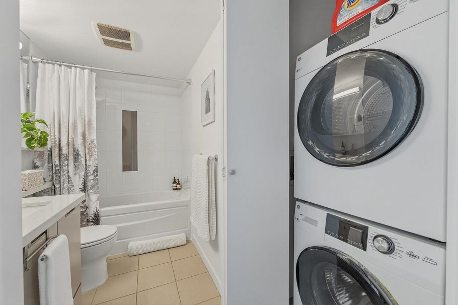 1707 1082 Seymour Street Vancouver, BC - 17