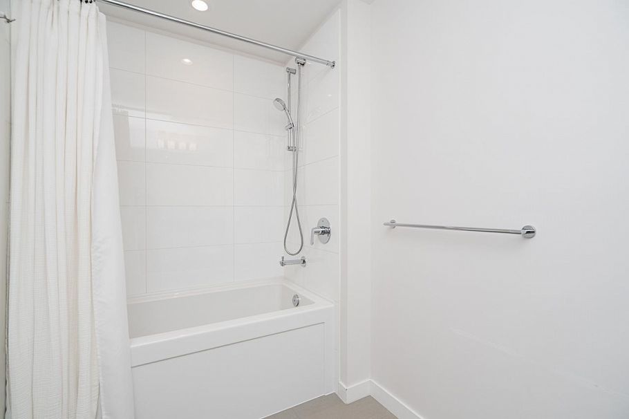 506 2663 Library Lane North Vancouver, BC - 28