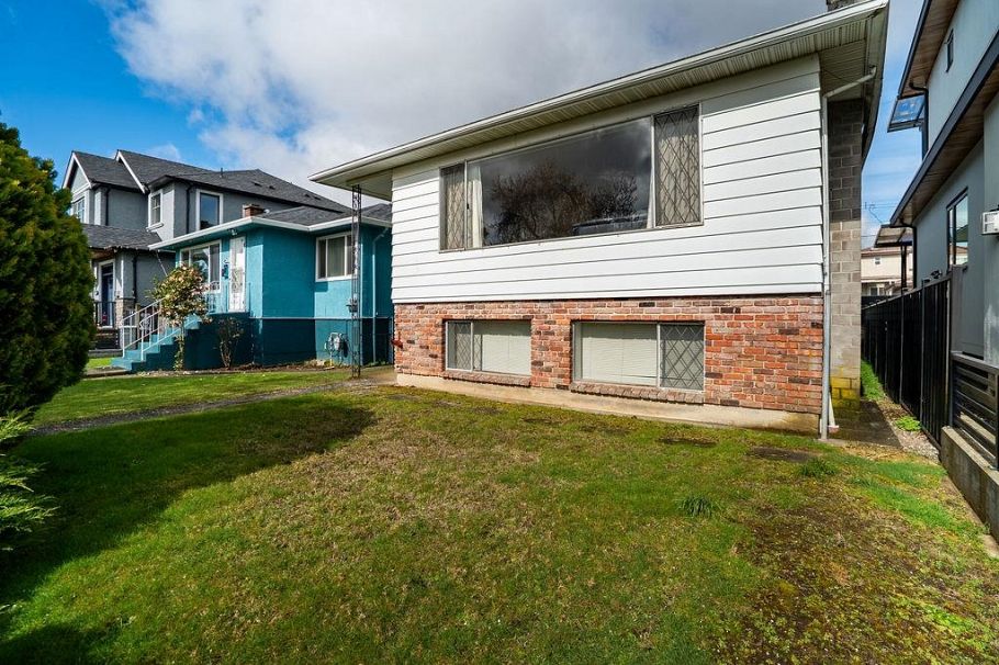 437 E 55th Avenue Vancouver, BC - 13