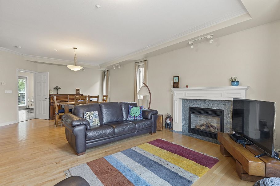 3472 W 13th Avenue Vancouver, BC - 10