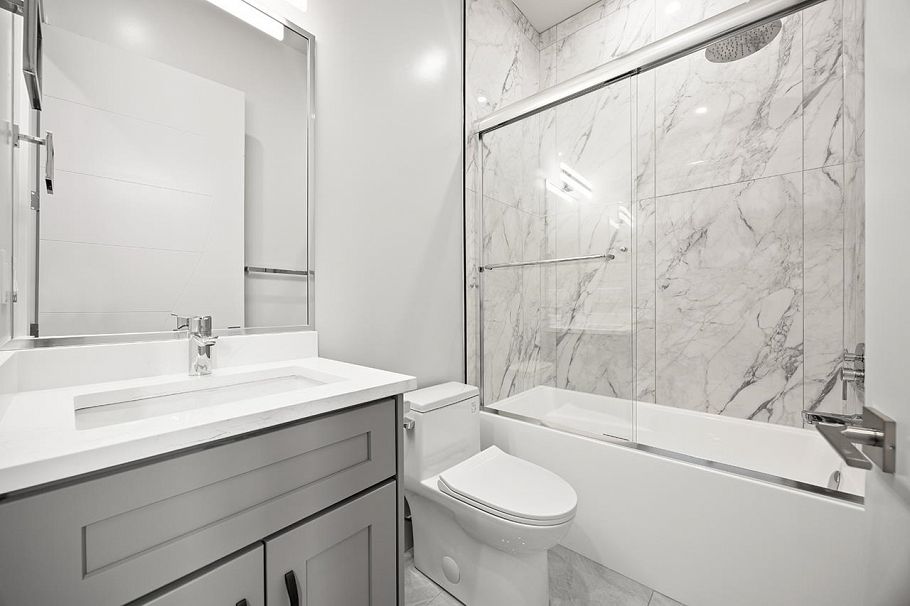 3015 E 19th Avenue Vancouver, BC - 7