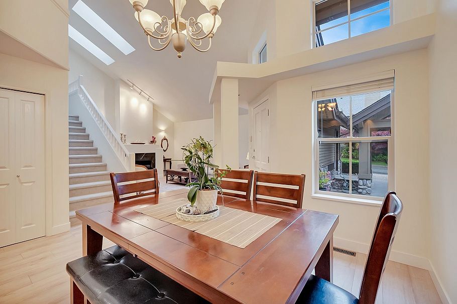 18 1550 Larkhall Crescent North Vancouver, BC - 13