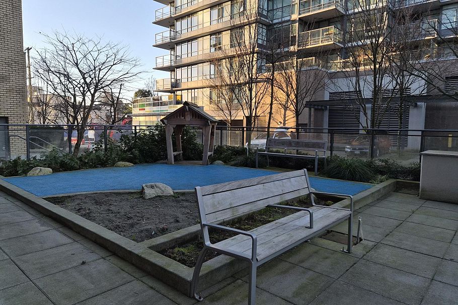 317 2033 W 10th Avenue Vancouver, BC - 36