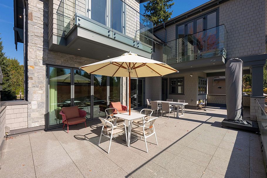 3792 W 34th Avenue Vancouver, BC - 29