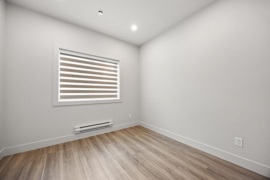 3015 E 19th Avenue Vancouver, BC - 39